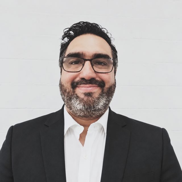 Alberto Lara, facilitador de IA que Suma y CEO de HUNIKA